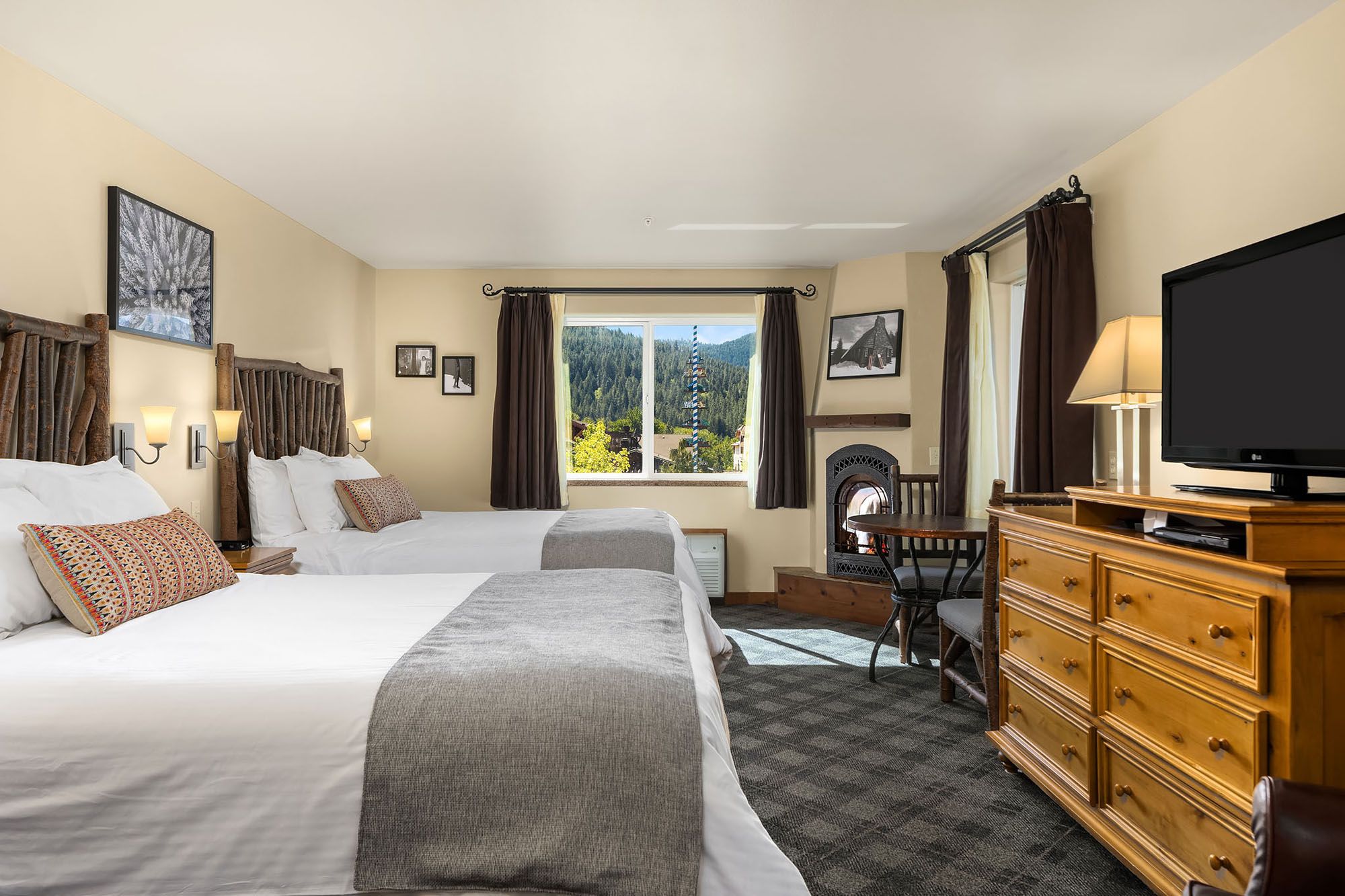 Read more about the article Village Double Queen With Fireplace
